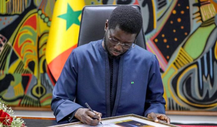 diomaye nomination signature 8802 - Senenews - Actualité au Sénégal, Politique, Économie, Sport